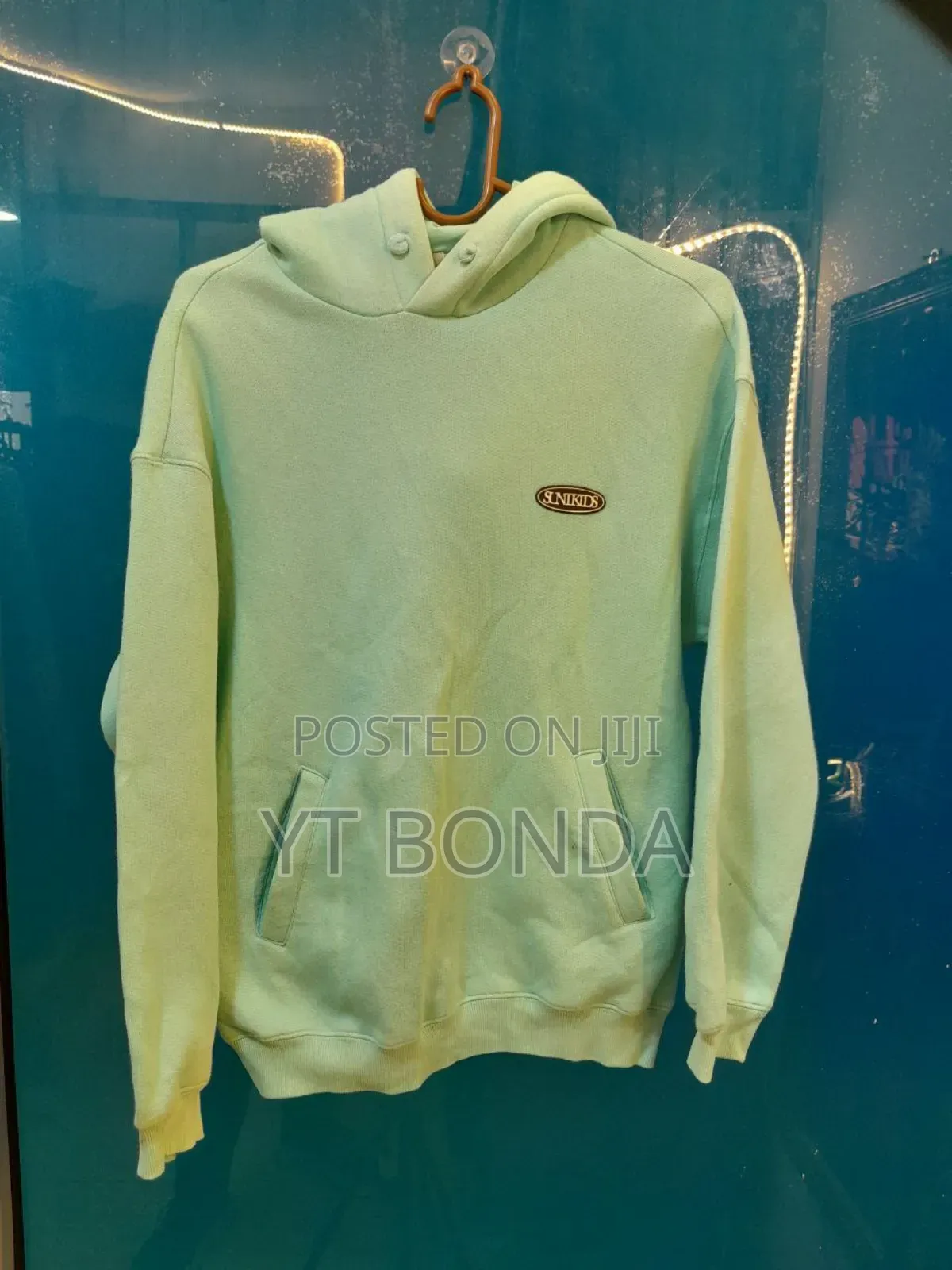 Hoodie Shurab Bonda