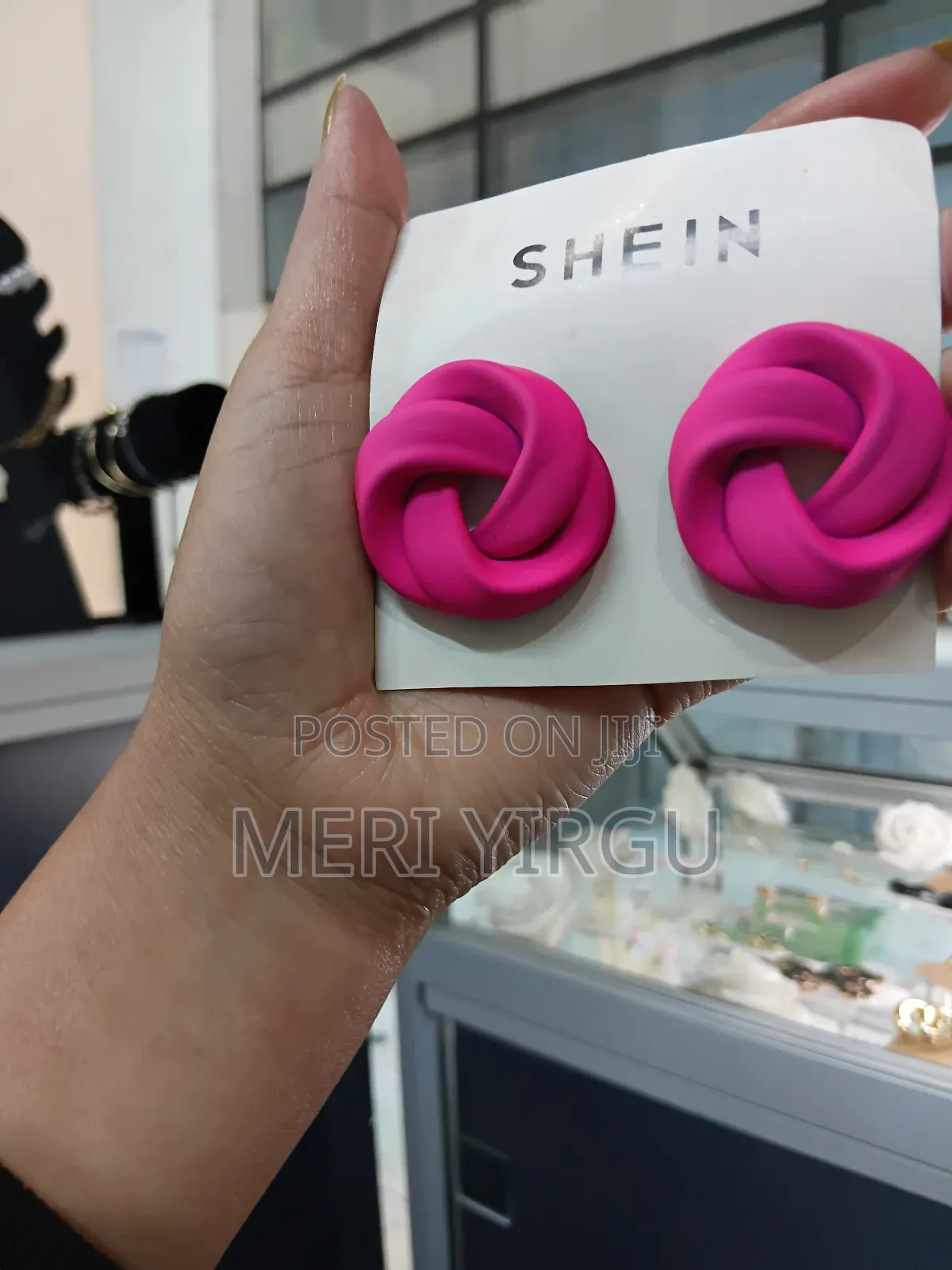 Jawllery And Earrings