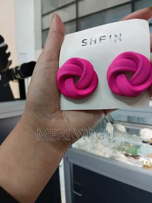 Jawllery And Earrings