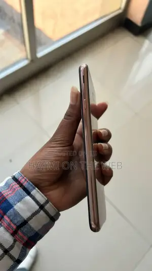 Samsung Galaxy J4 32 GB Rose Gold