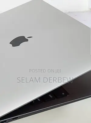 New Laptop Apple MacBook Air 2020 8GB Intel Core I5 SSD 256GB