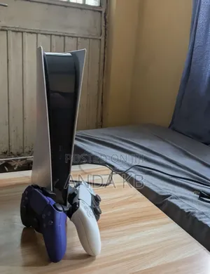 Photo - Play Station 5