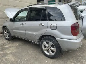 Toyota RAV4 2001 Silver