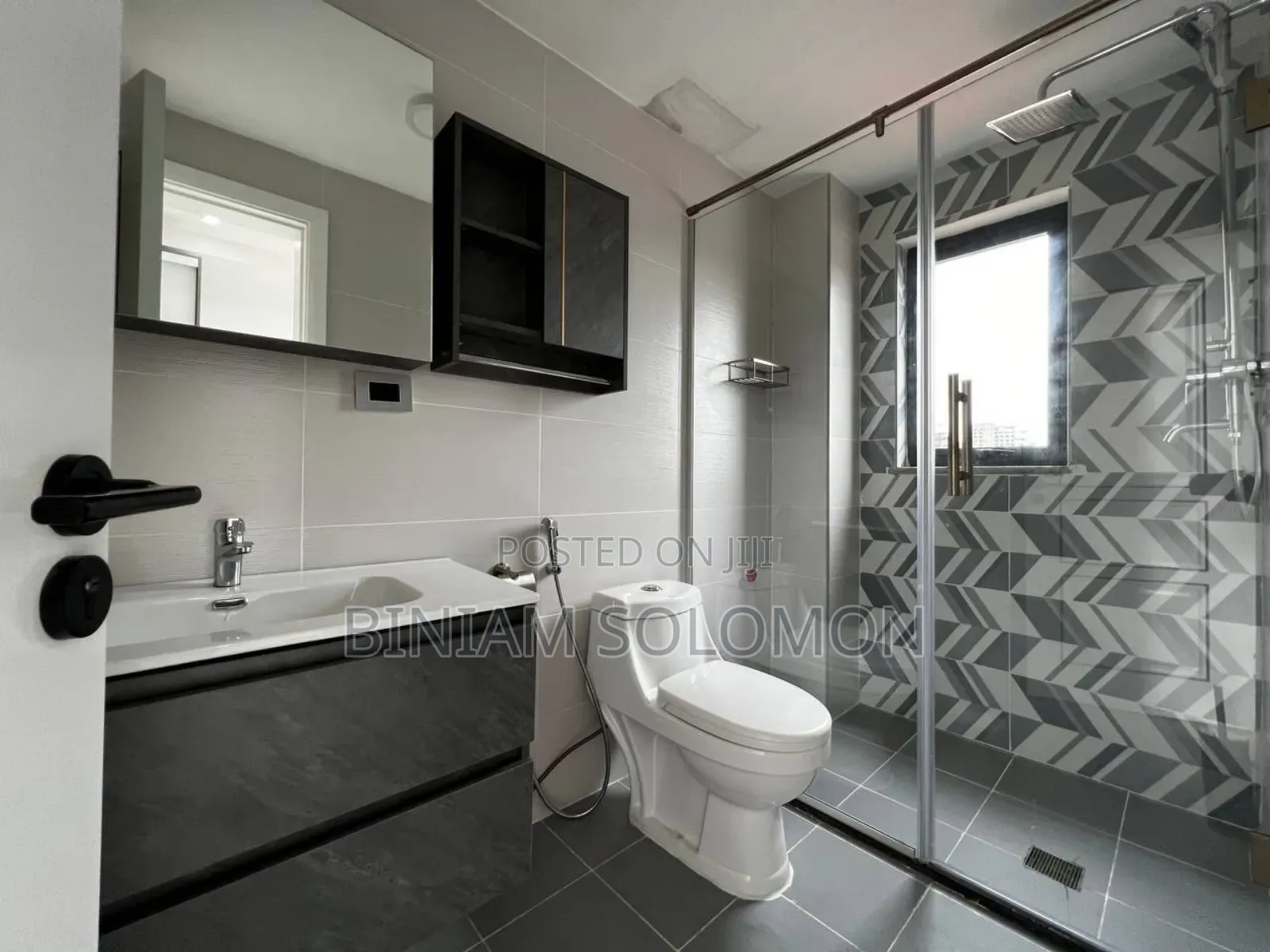 3bdrm Apartment in Bole for sale