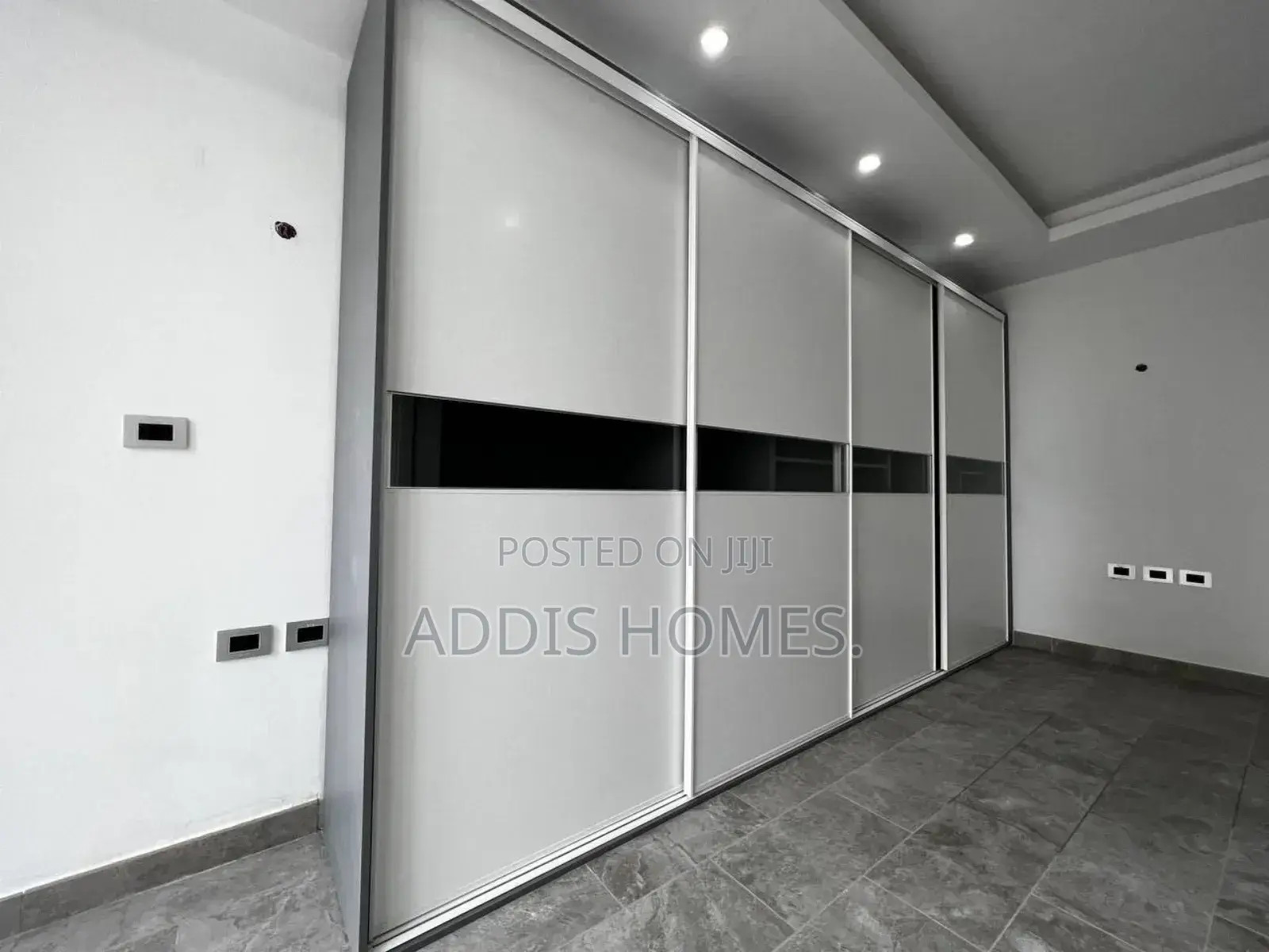 3bdrm Apartment in Bole for sale