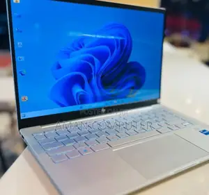 New Laptop HP Pavilion 13 16GB Intel Core I5 SSD 1T