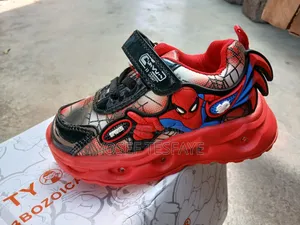 የሚያማምሩ ምየልጆች ጫማ