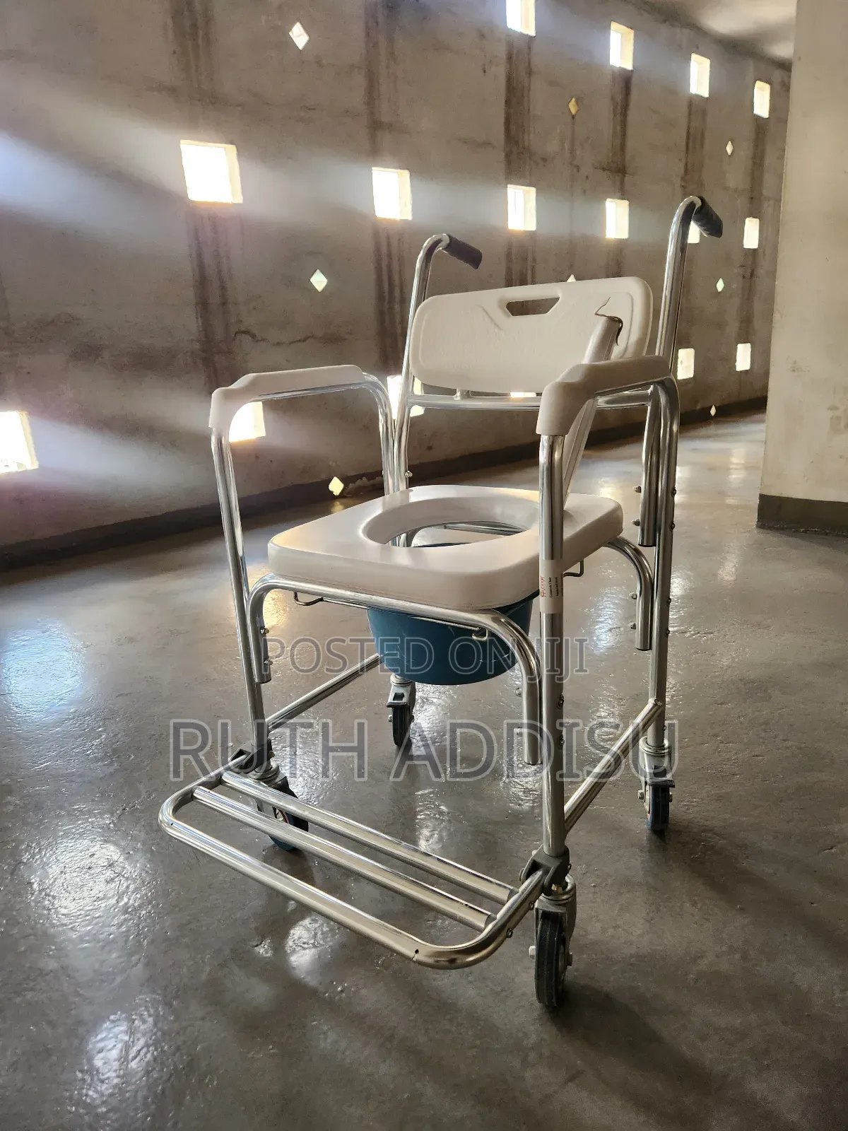 Commode Chair Wheelchair