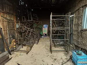 School Chair Combined Desk Wanza Wooden Top Table and Chair Sit