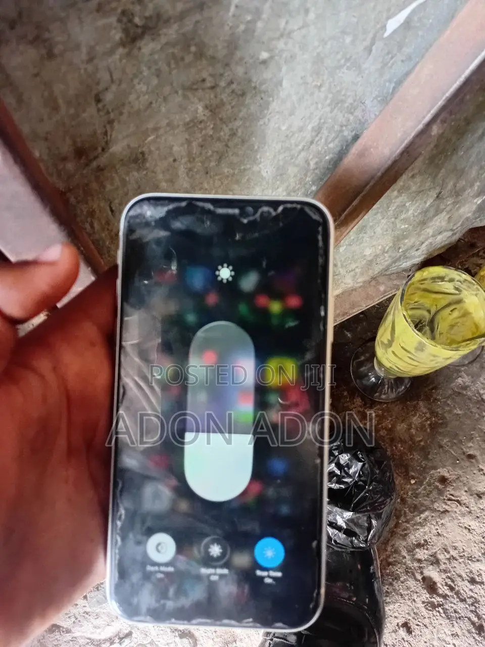 Apple iPhone 11 64 GB White