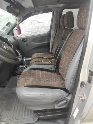 Toyota HiAce 2008 Silver