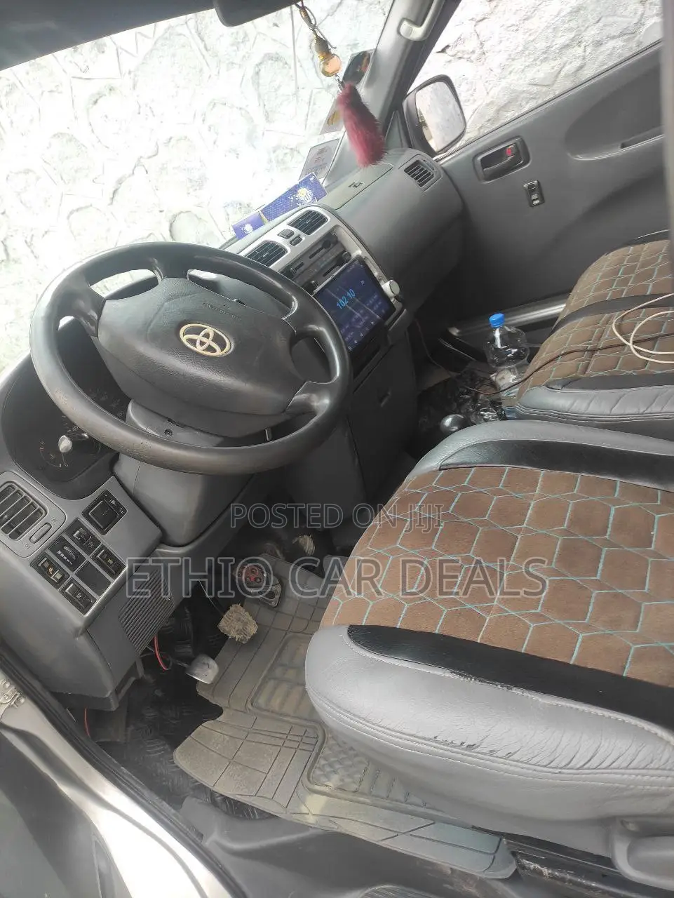 Toyota HiAce 2008 Silver