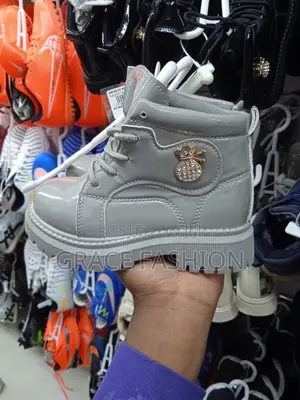 Dubai All Clothes and Shoe