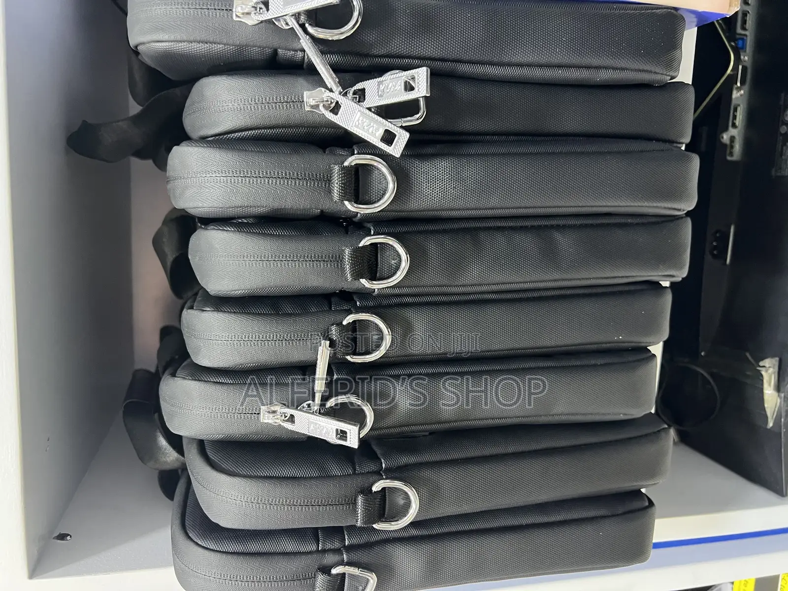 KVM Laptop Bag