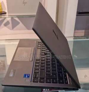 New Laptop HP ZBook 14 16GB Intel Core I7 SSD 512GB