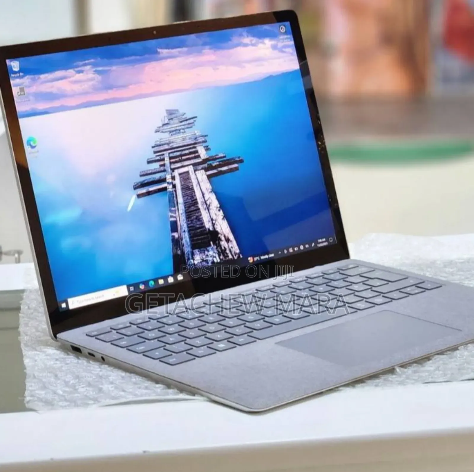 New Laptop Microsoft Surface 16GB Intel Core I7 SSD 256GB