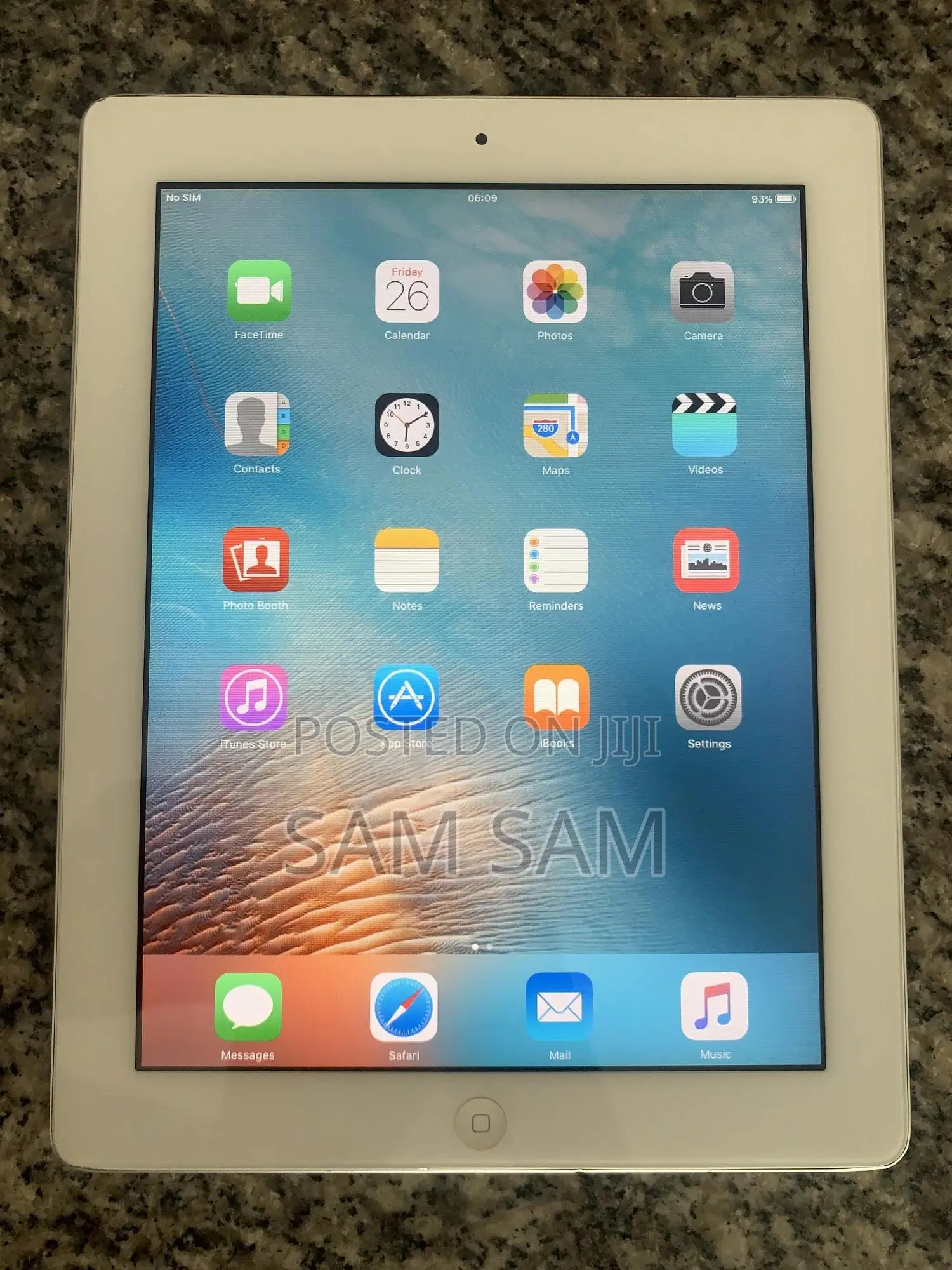 Apple iPad 2 Wi-Fi + 3G 64 GB Silver