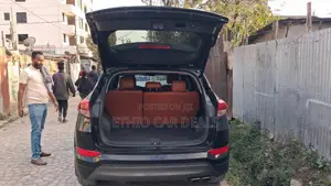 Hyundai Tucson 2016 Black