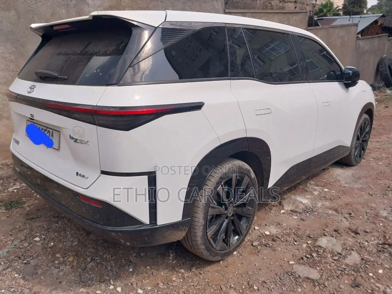 Toyota bZ3 2025 White