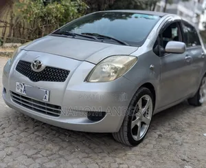 Toyota Yaris 1.0 2006 Silver