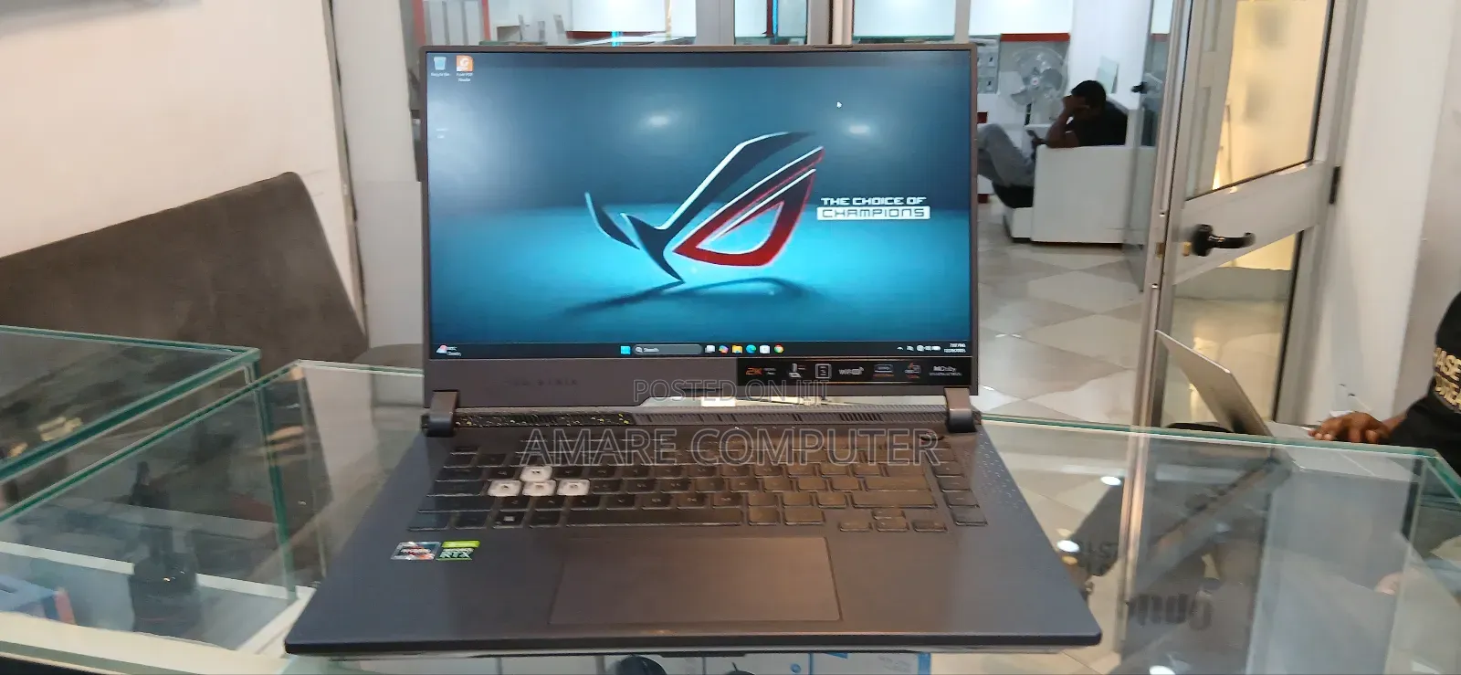 New Laptop Asus ROG Strix G15 16GB AMD Ryzen 7 SSD 512GB