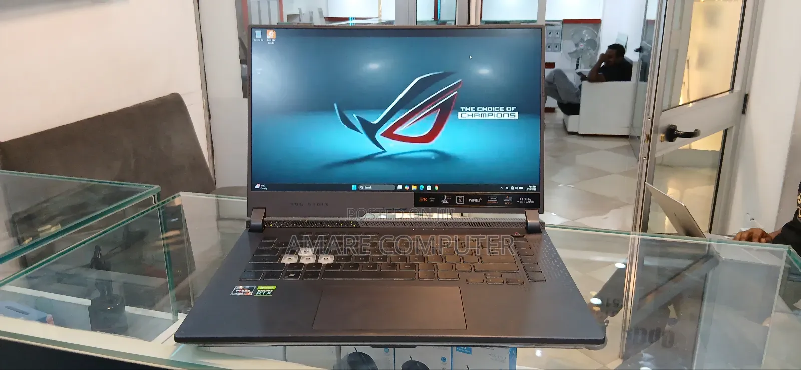 New Laptop Asus ROG Strix G15 16GB AMD Ryzen 7 SSD 512GB
