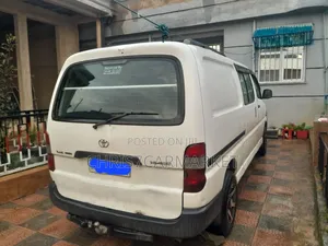 Toyota HiAce 2008 White