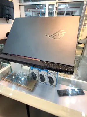 New Laptop Asus ROG Strix G15 16GB AMD Ryzen 7 SSD 512GB