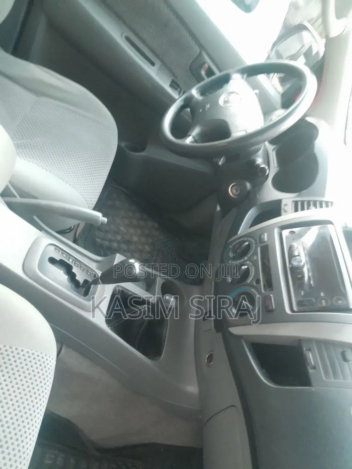 Toyota Hilux 2.5 D-4D 4X4 SRX 2009 Gray