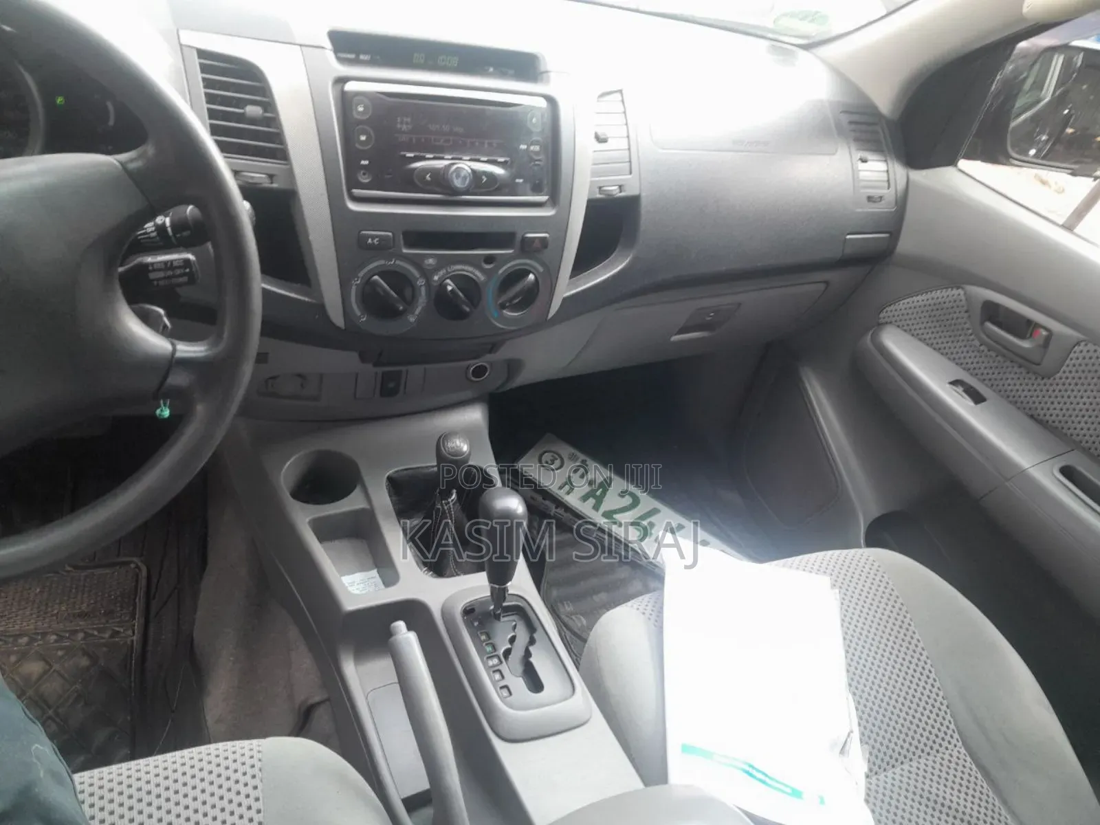 Toyota Hilux 2.5 D-4D 4X4 SRX 2009 Gray