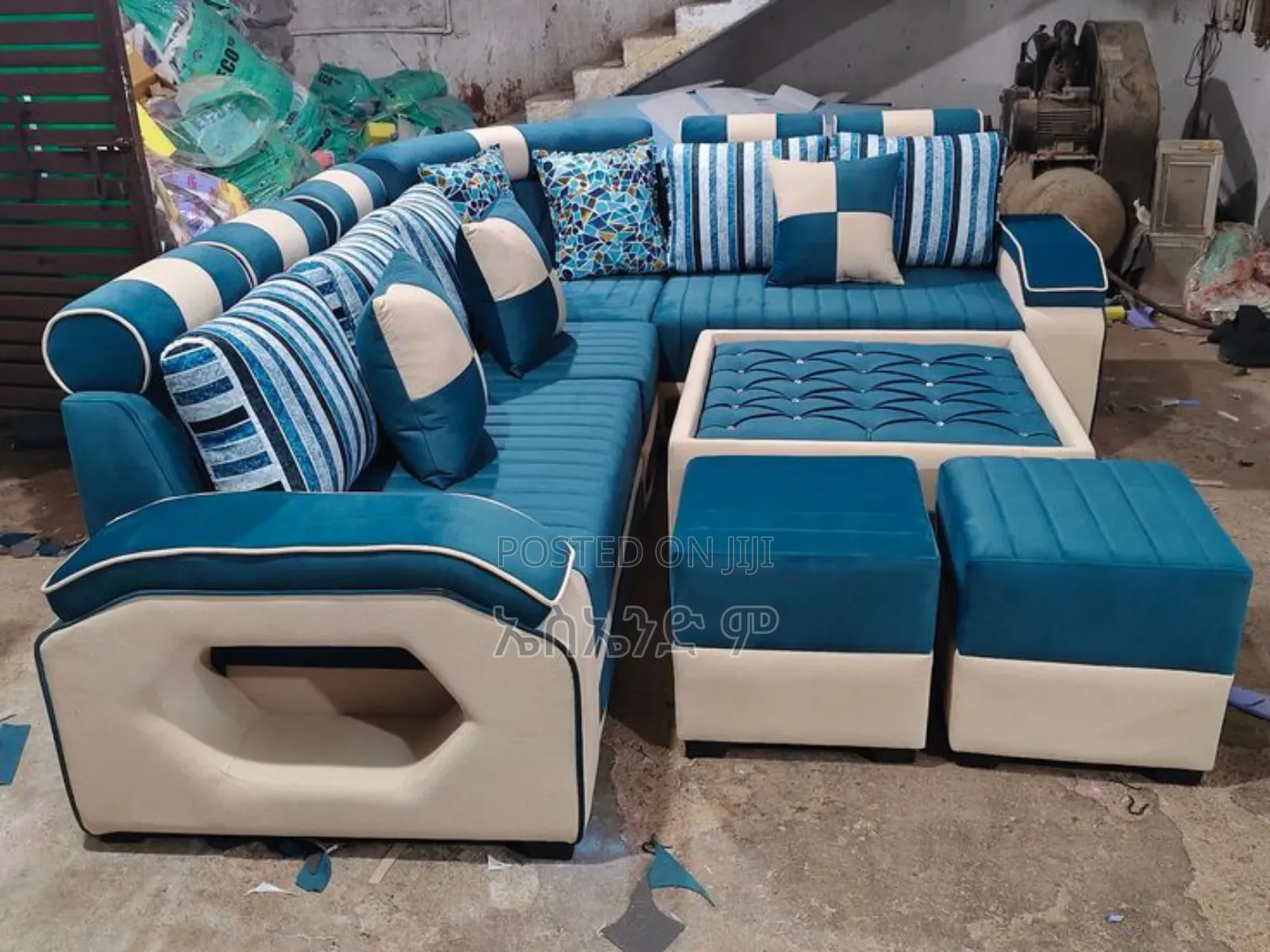 Small Size Adama Design With Table #Code 8