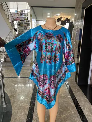 Bonda Blouse/Fyameta Thrift