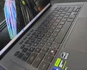 New Laptop Asus ROG Zephyrus G16 16GB Intel Core I9 SSD 1T