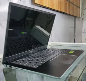 New Laptop Dell Vostro 15 3000 8GB Intel Core I7 SSD 512GB