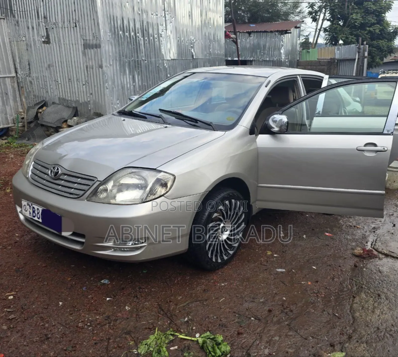 Toyota Corolla 2003 Gold