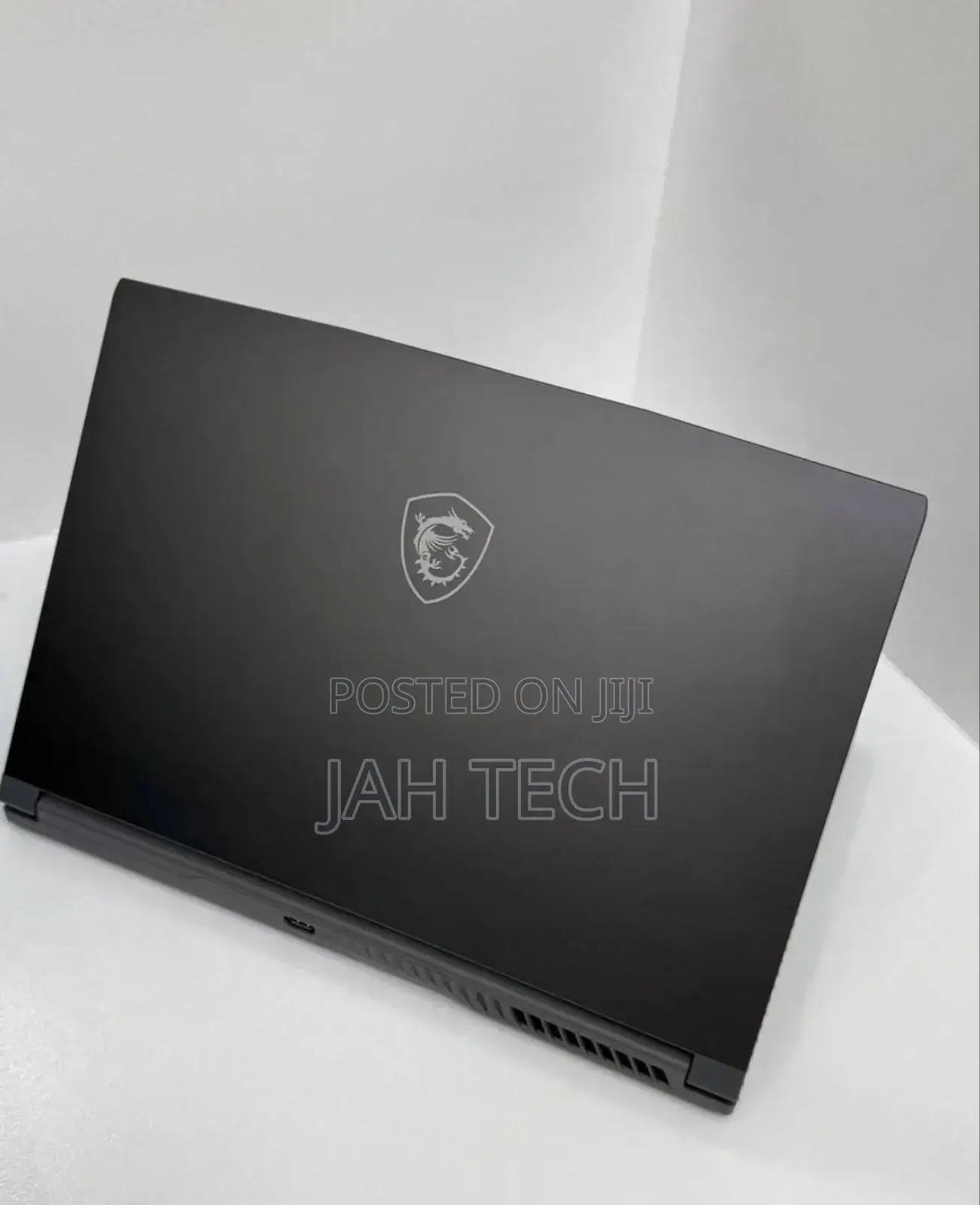 New Laptop MSI GF65 Thin 10UE 16GB Intel Core I5 SSD 512GB