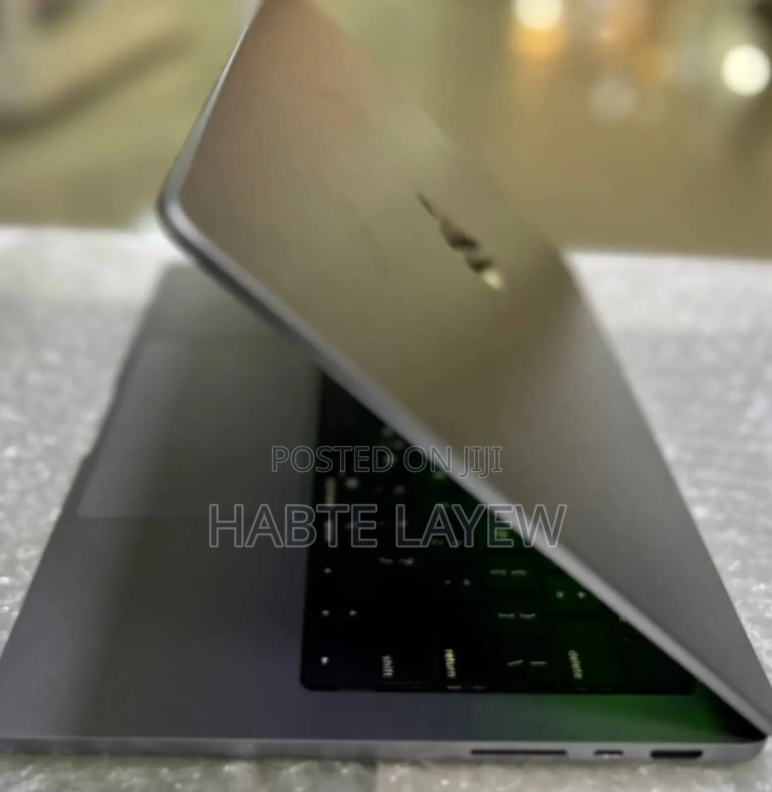 New Laptop Apple MacBook Pro 2021 M1 16GB Apple M1 Pro SSD 512GB