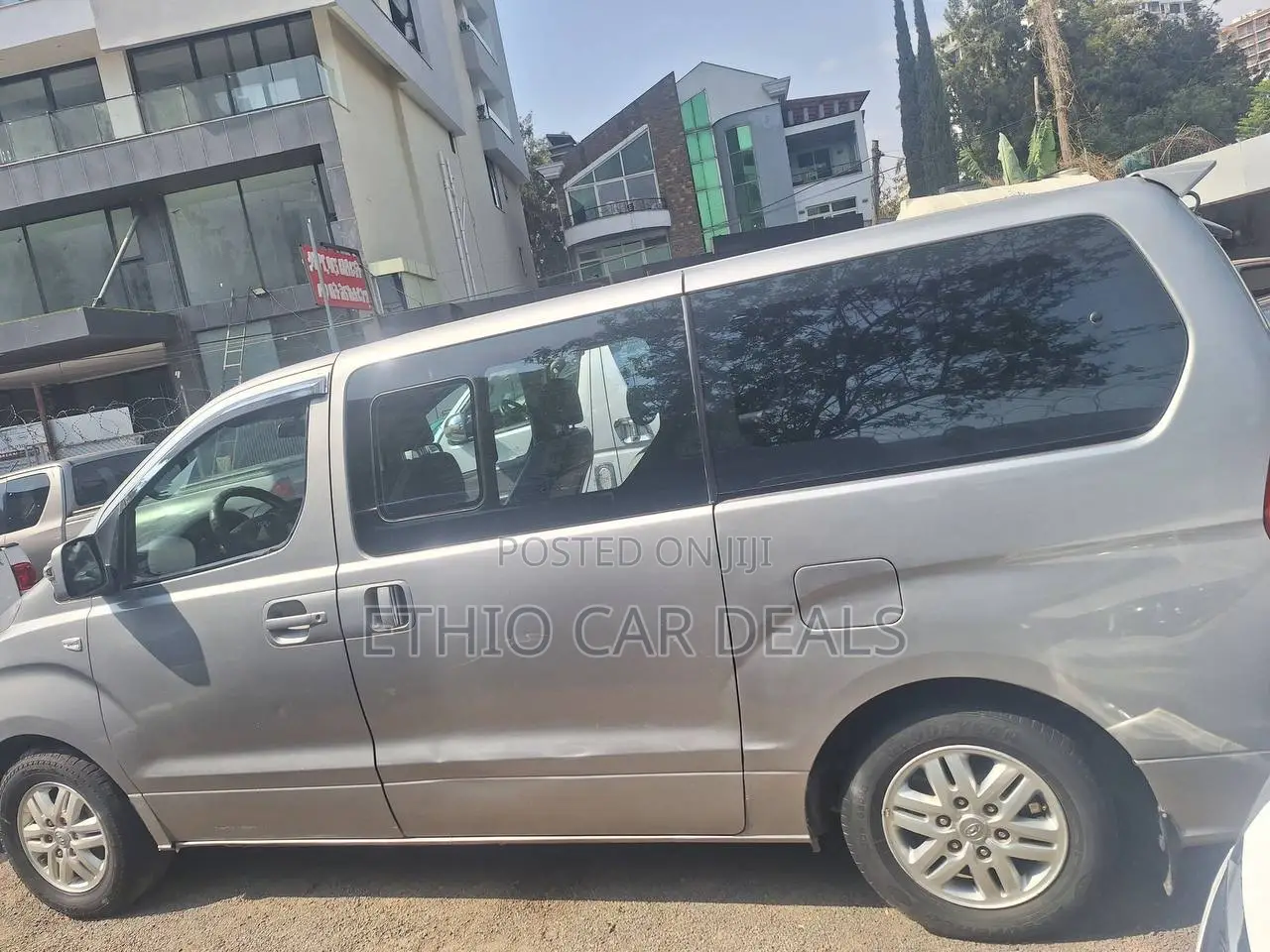 Hyundai Starex 2015 Silver