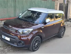 Kia Soul Hatchback 2017 Burgundy