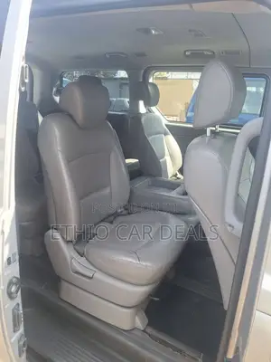 Hyundai Starex 2015 Silver