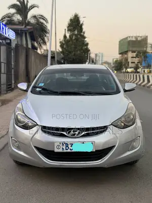 Photo - Hyundai Elantra 2013 Silver