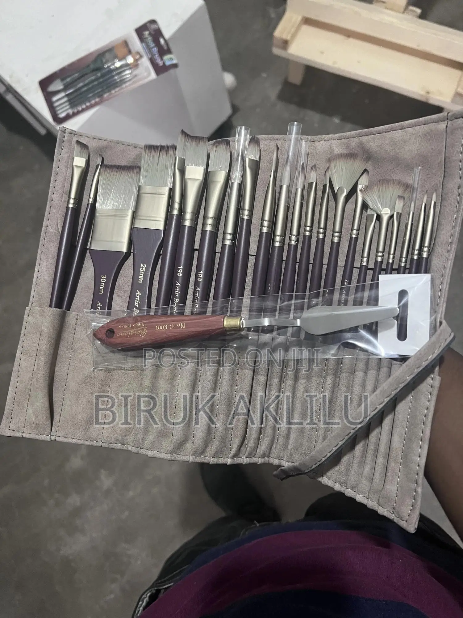 Giorgione Premium 24-Piece Artist Paint Brush Set.