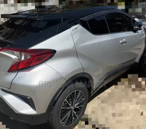 Toyota C-HR 2018 Silver