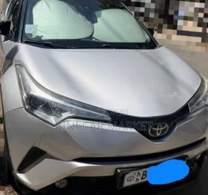 Toyota C-HR 2018 Silver