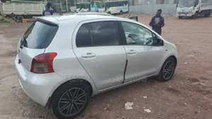 Toyota Yaris 1.0 2006 Silver