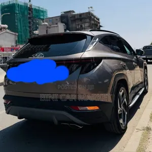 Hyundai Tucson 2022 Brown