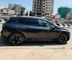 BMW iX 2023 Black