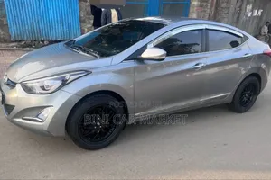 Hyundai Avante 2015 Gray