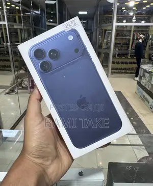 Photo - New Apple iPhone 17 Pro Max 256 GB Blue