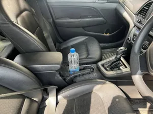 Hyundai Avante 2016 Gray